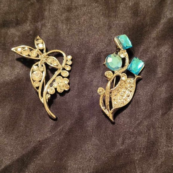 2 Pretty Pin Brooches - Picture 3 of 3